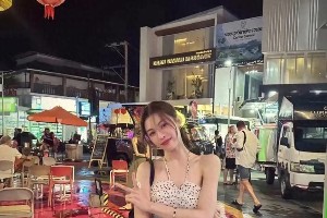 钟楚曦自律减重30斤，打造黄金比例身材
