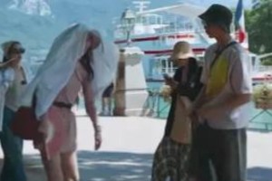 金晨脱鞋反套路荣梓杉，《花儿与少年6》爆笑互动