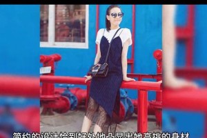 迪丽热巴棒棒糖造型爆火 可爱性感完美融合